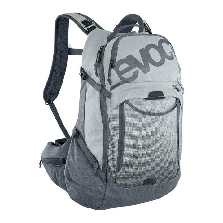 evoc trail pro 26 protector backpack